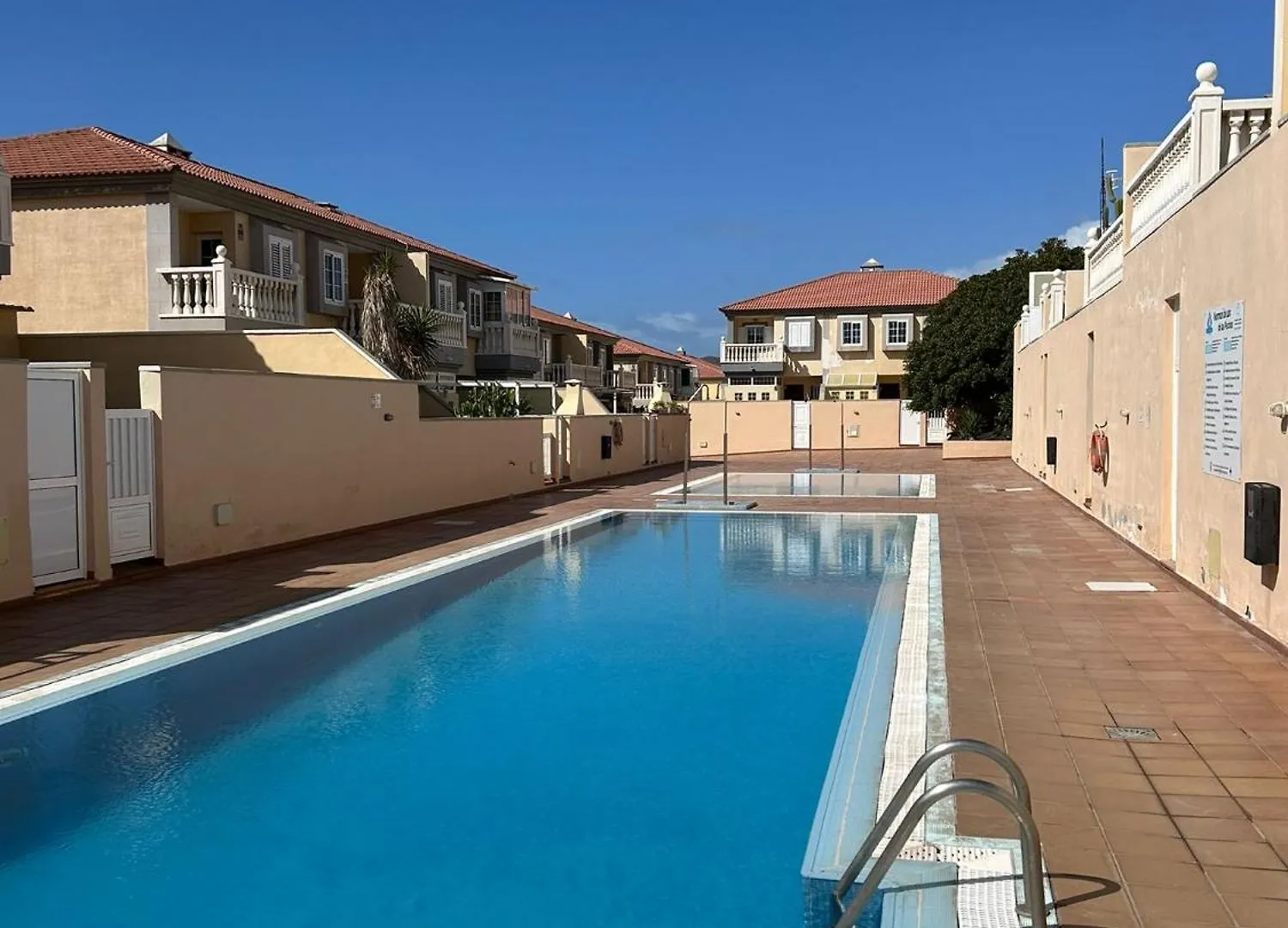 Oceanfront Oasis By The Sands In El Medano Spanyolország