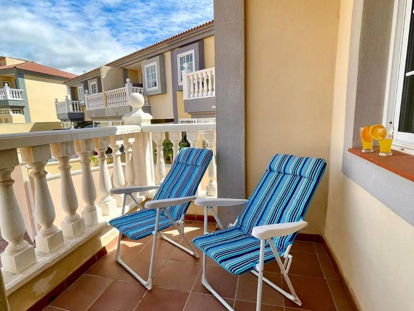 Oceanfront Oasis By The Sands In El Medano